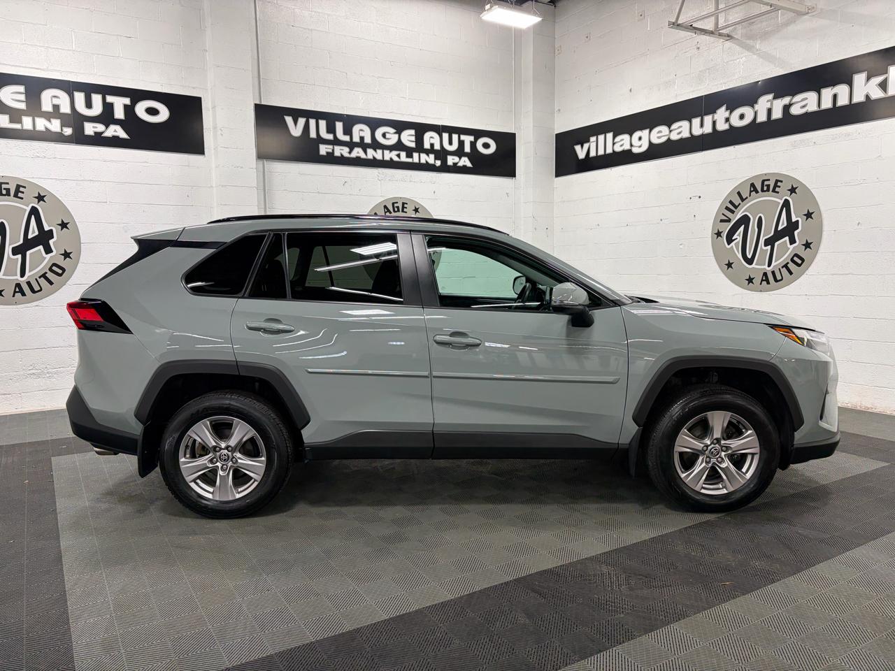 Toyota RAV4 XLE AWD 2023