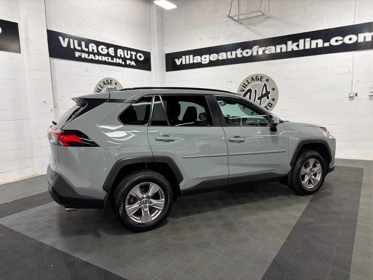 Toyota RAV4 XLE AWD 2023