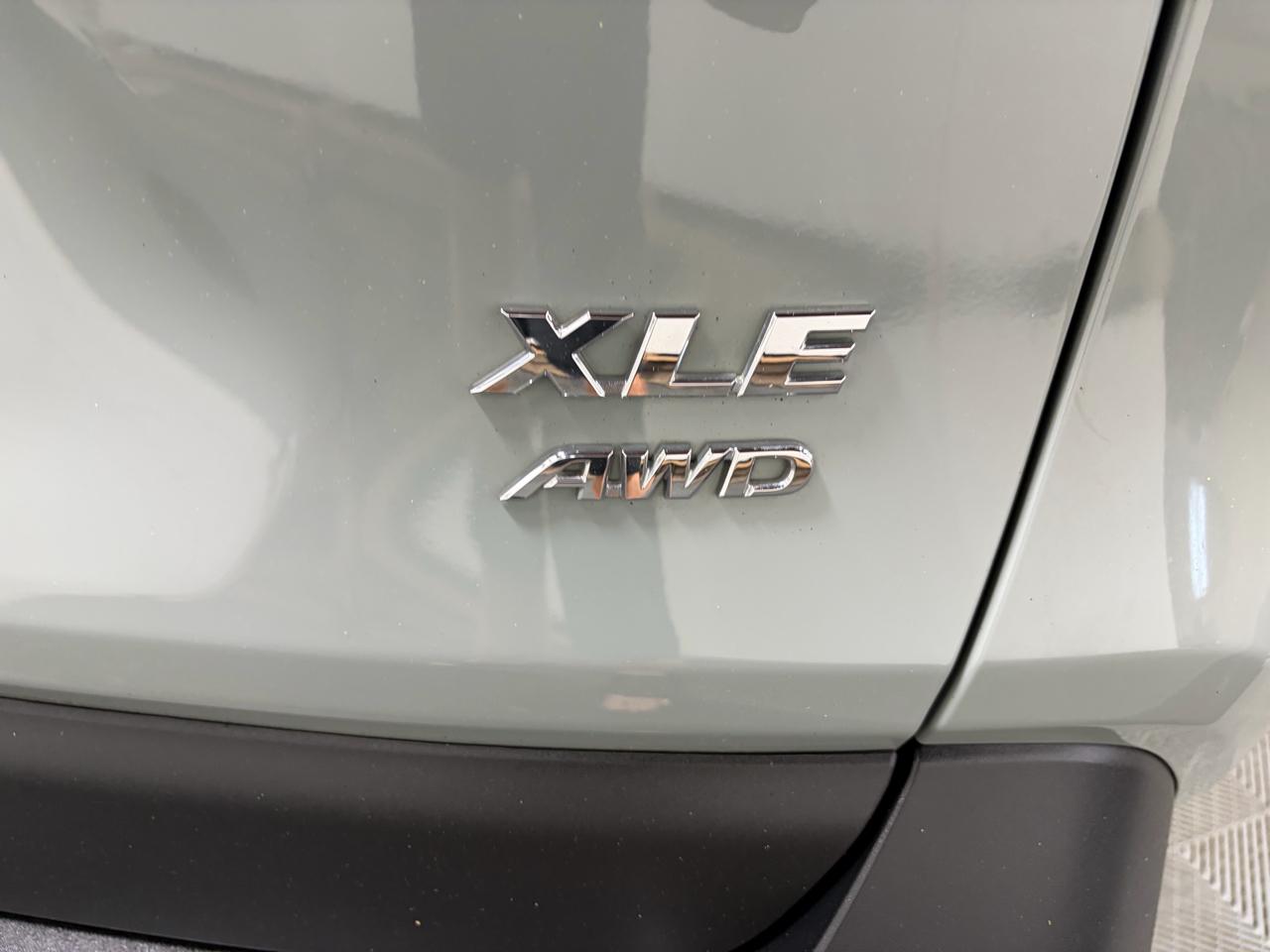 Toyota RAV4 XLE AWD 2023