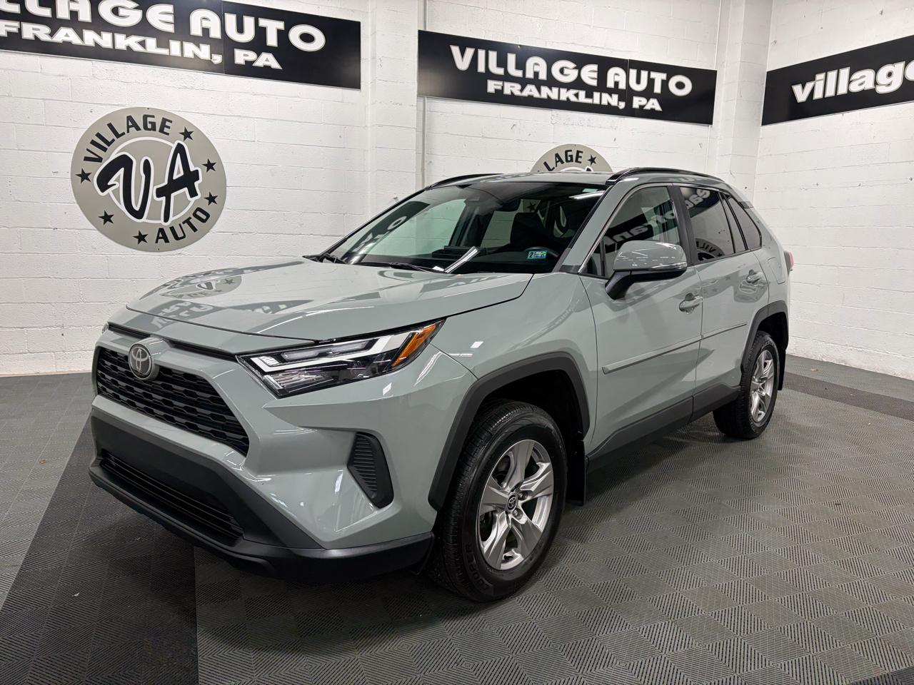 Toyota RAV4 XLE AWD 2023