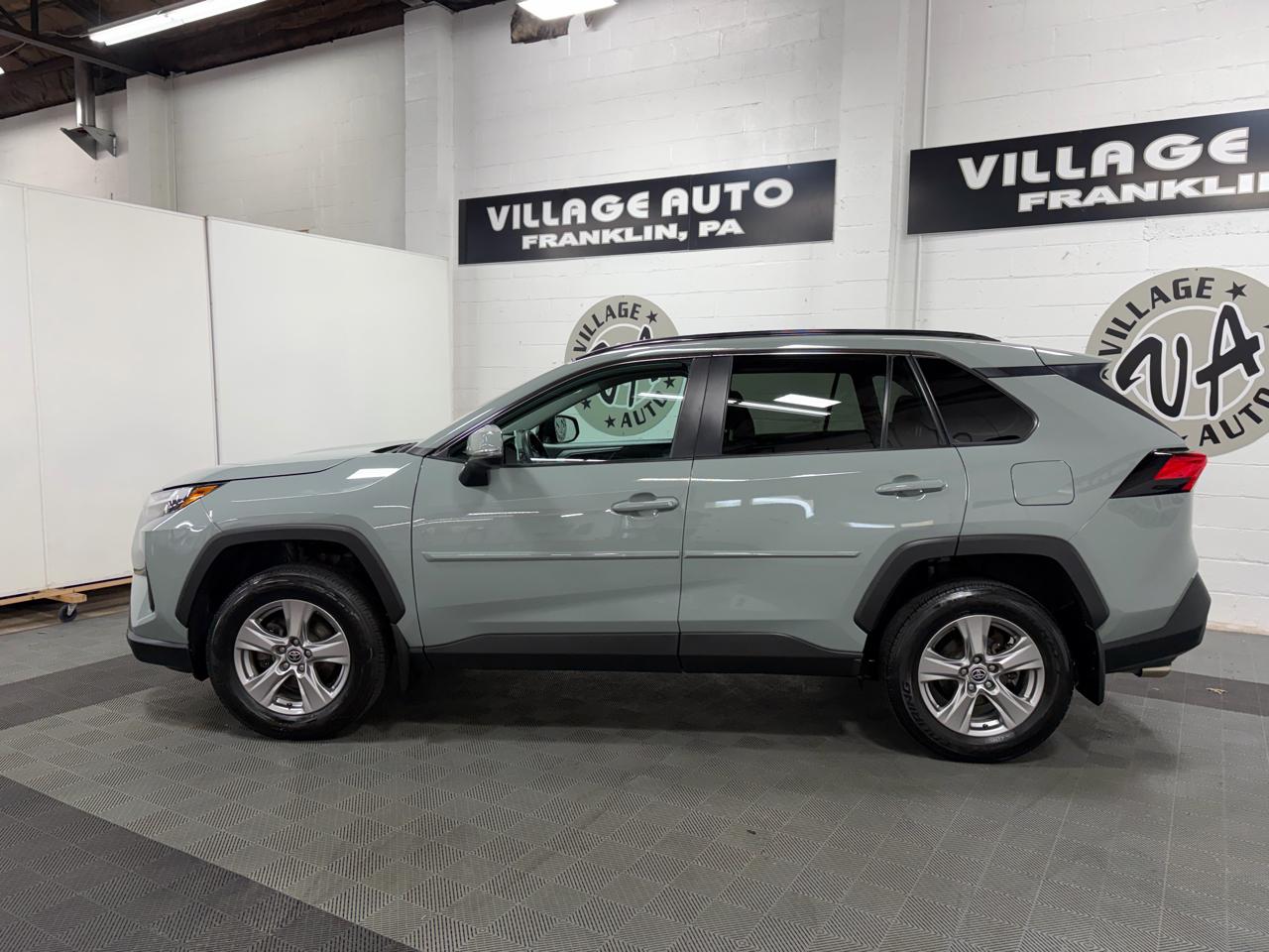 Toyota RAV4 XLE AWD 2023