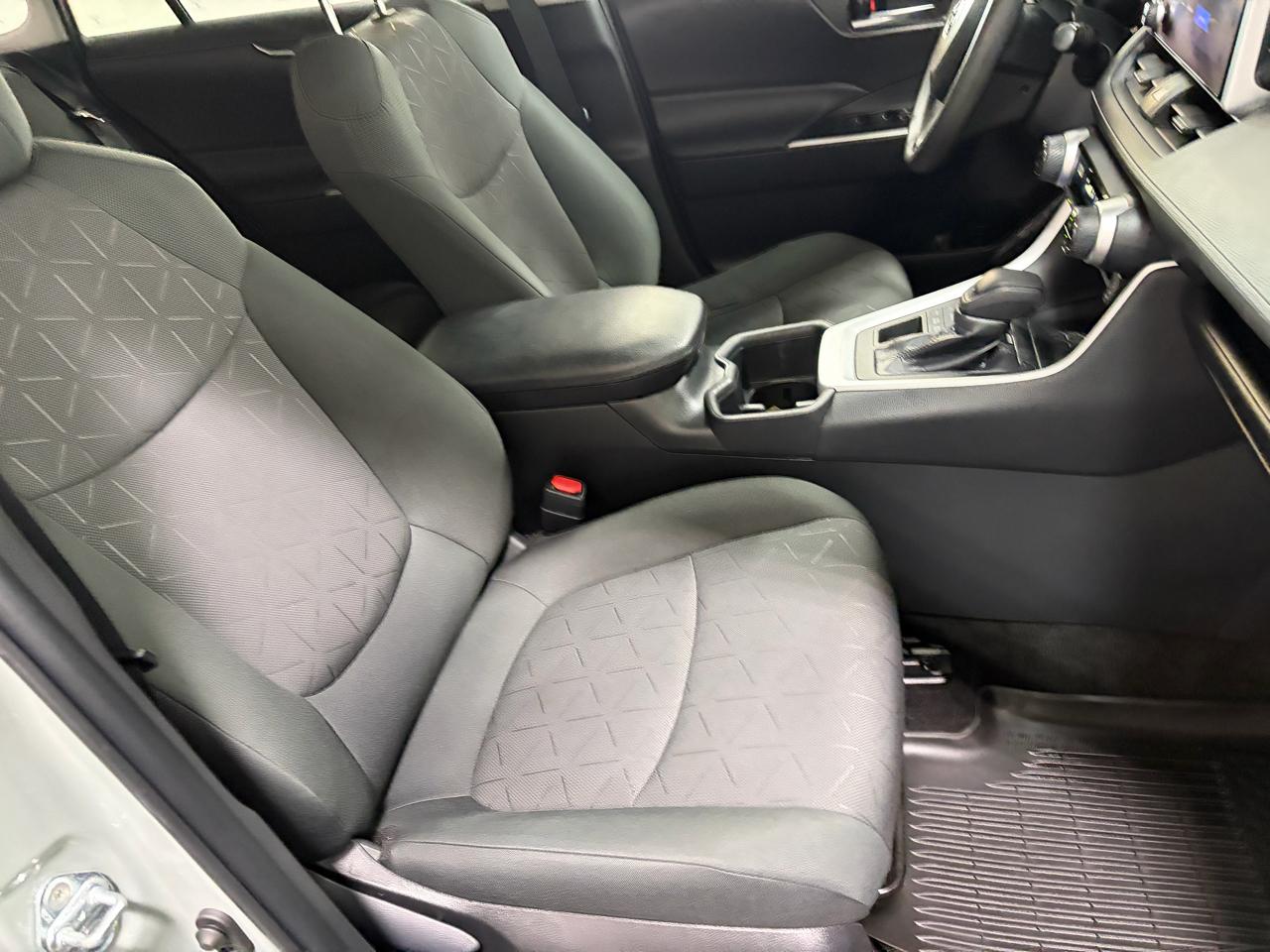 Toyota RAV4 XLE AWD 2023