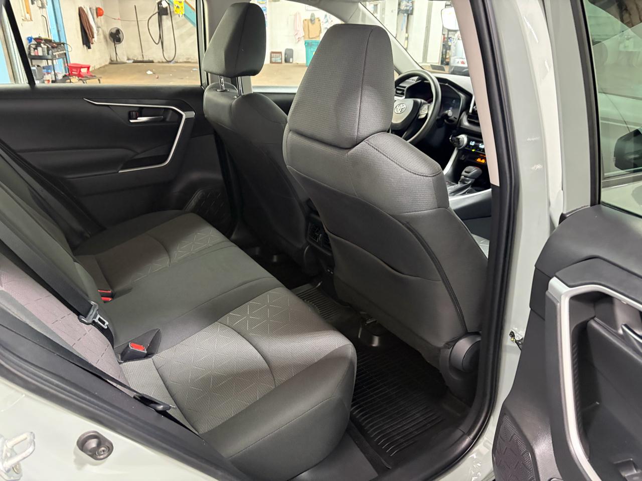 Toyota RAV4 XLE AWD 2023