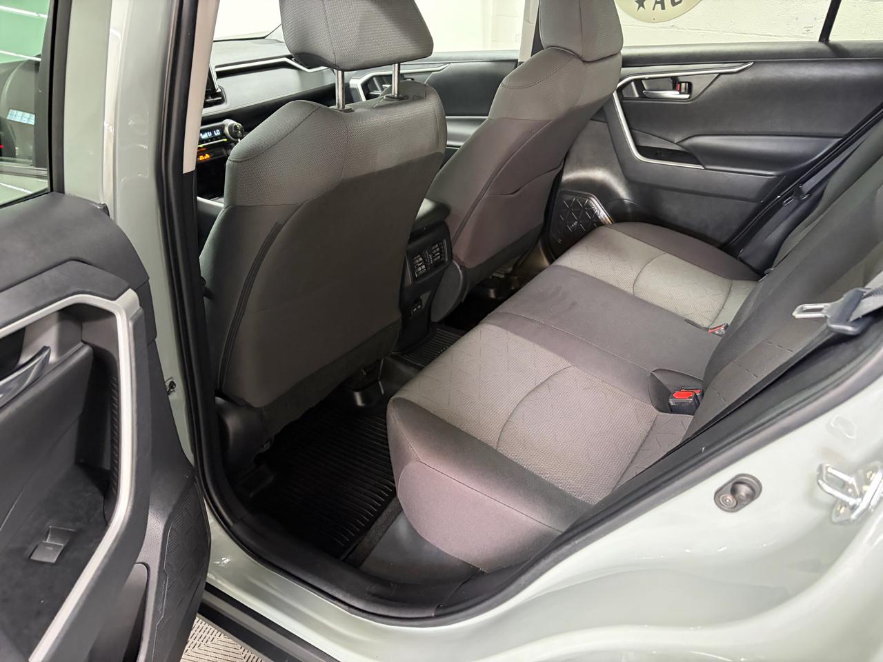 Toyota RAV4 XLE AWD 2023