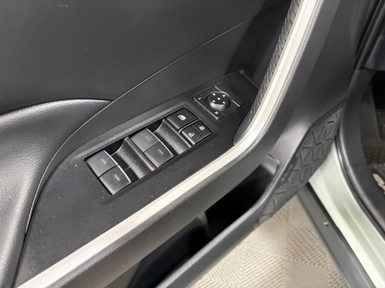 Toyota RAV4 XLE AWD 2023