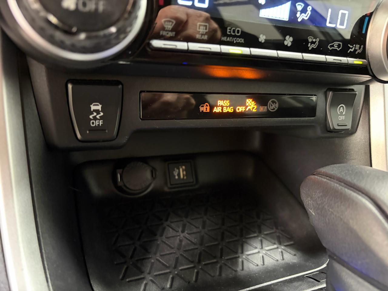 Toyota RAV4 XLE AWD 2023