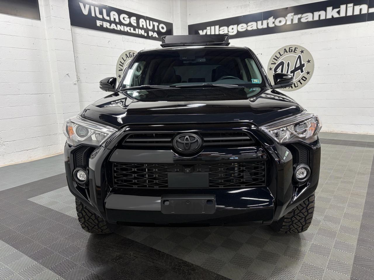 Toyota 4Runner SR5 Premium 4WD 2024