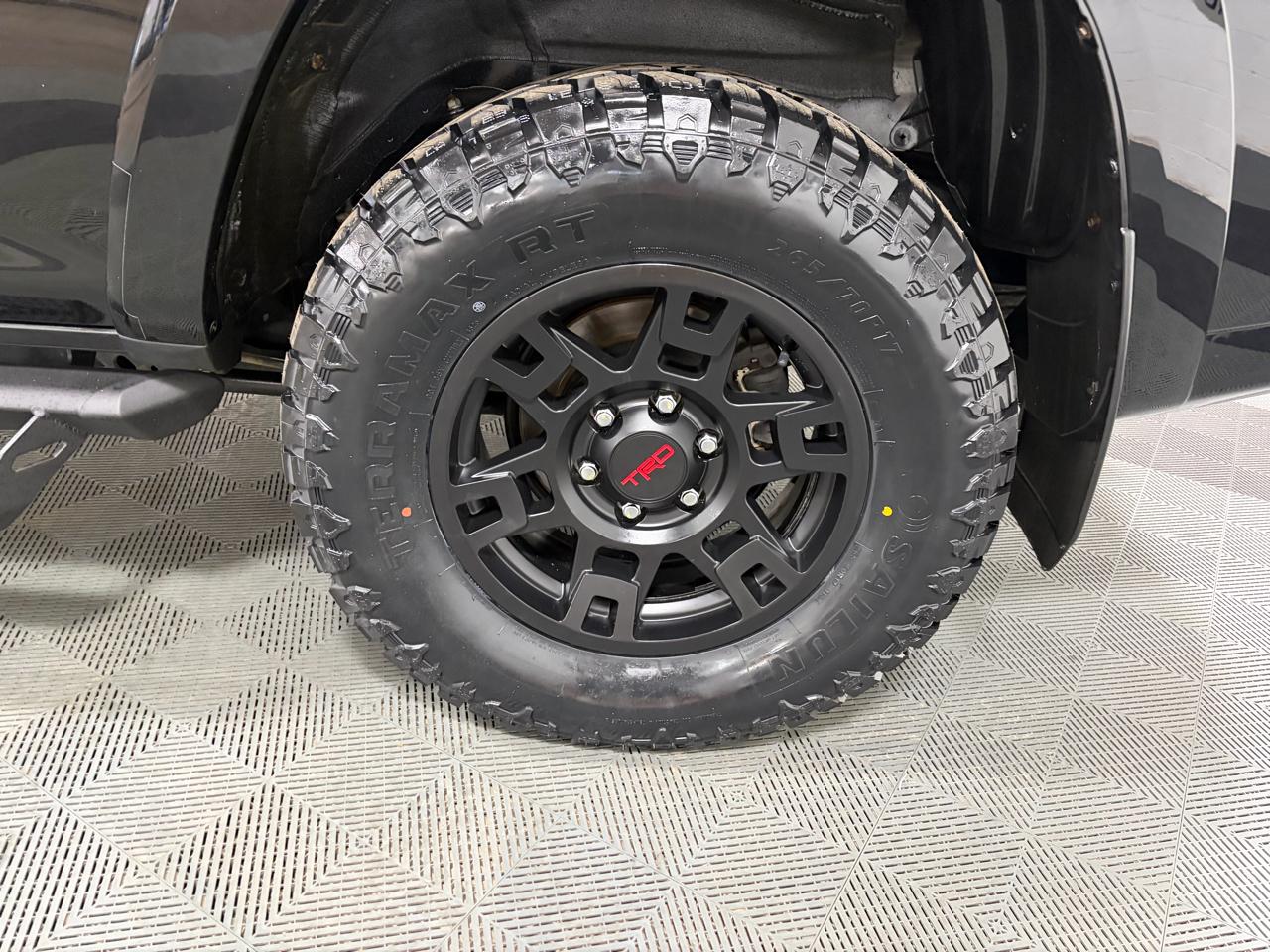 Toyota 4Runner SR5 Premium 4WD 2024