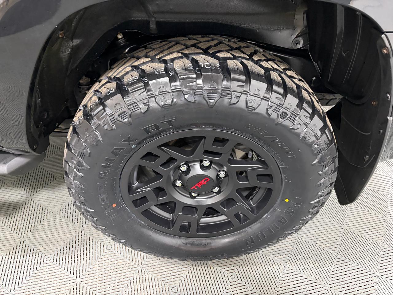 Toyota 4Runner SR5 Premium 4WD 2024