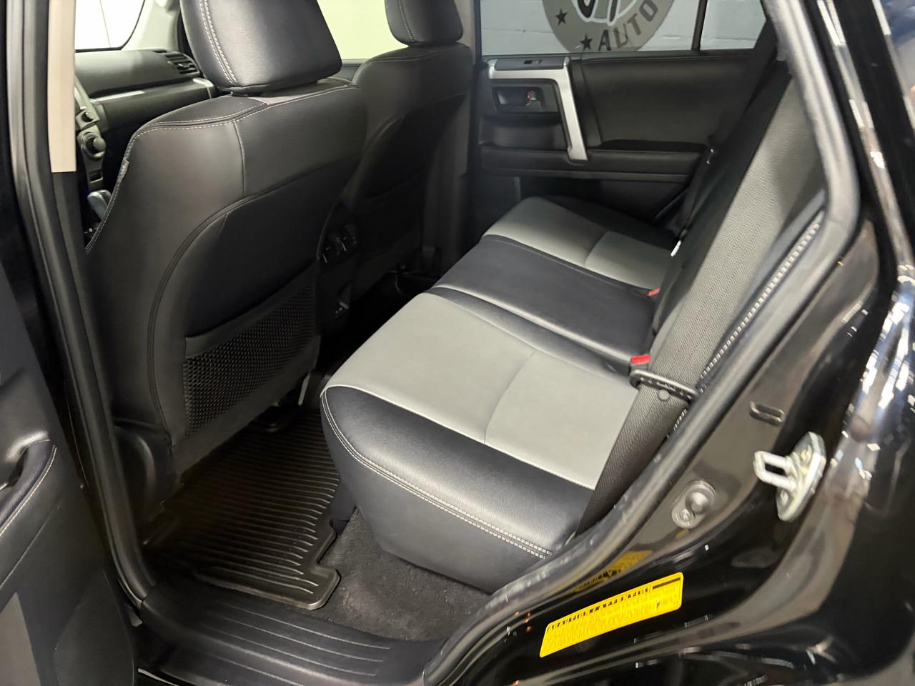 Toyota 4Runner SR5 Premium 4WD 2024