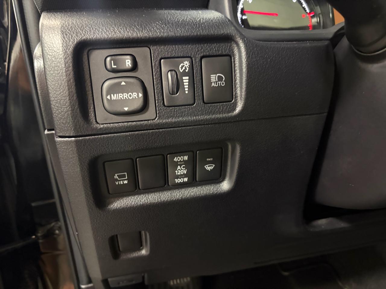 Toyota 4Runner SR5 Premium 4WD 2024