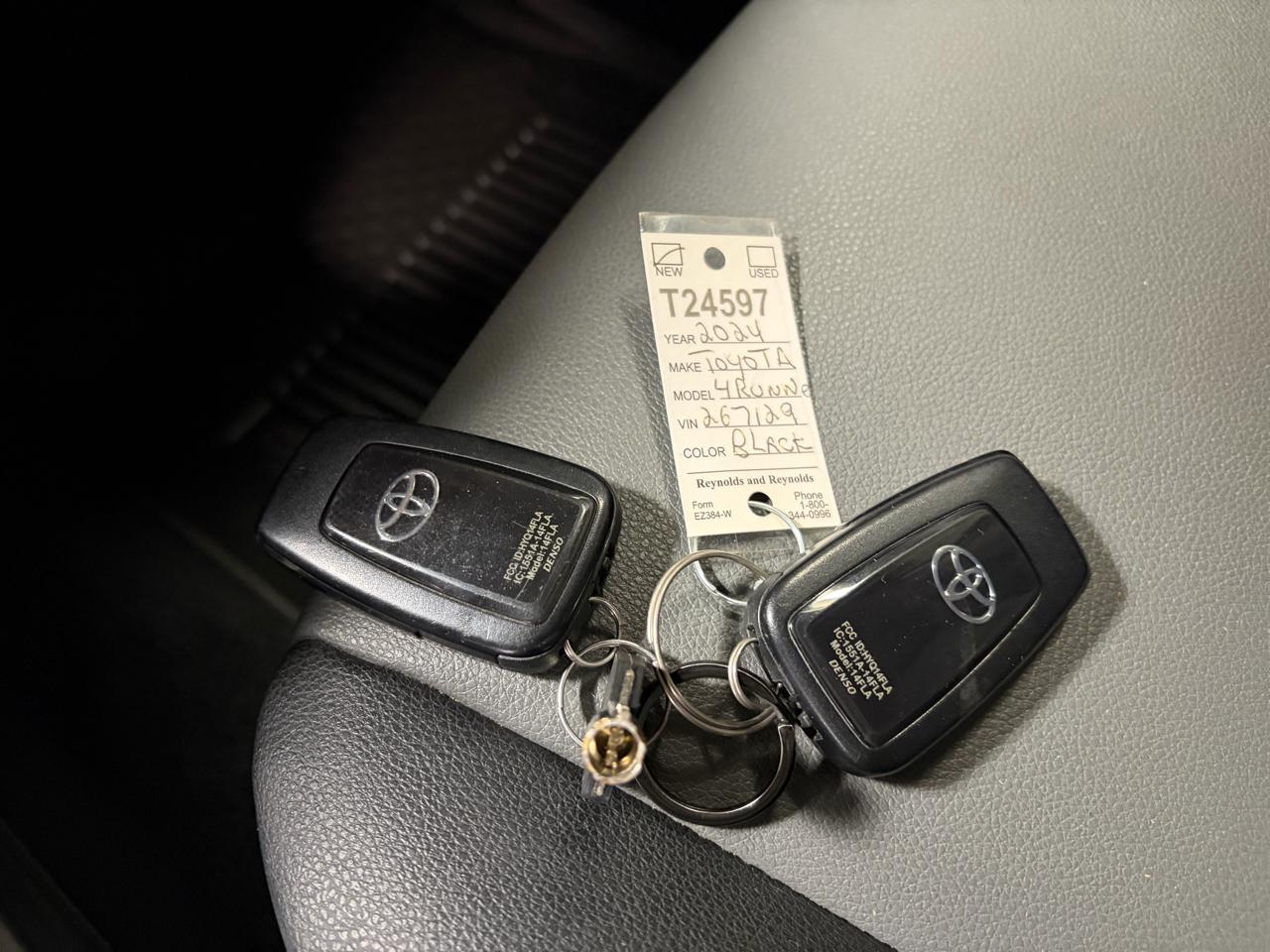 Toyota 4Runner SR5 Premium 4WD 2024