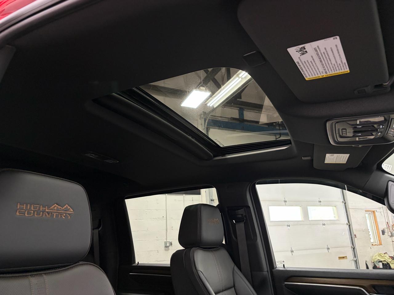 Chevrolet Silverado 2500HD High Country Crew Cab Long Box 4WD 2025