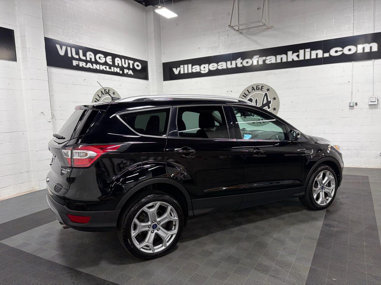 Ford Escape Titanium 4WD 2017