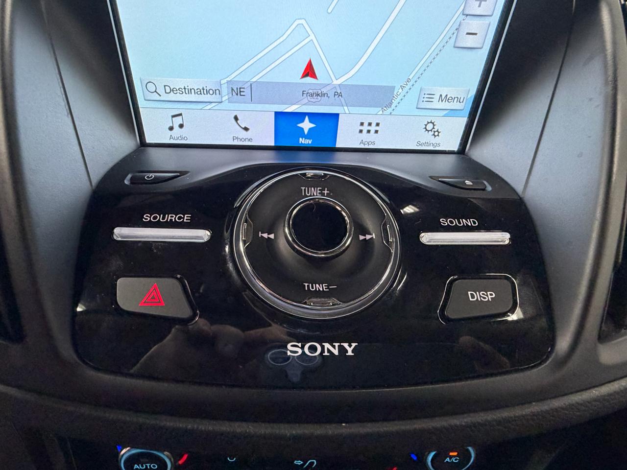 Ford Escape Titanium 4WD 2017