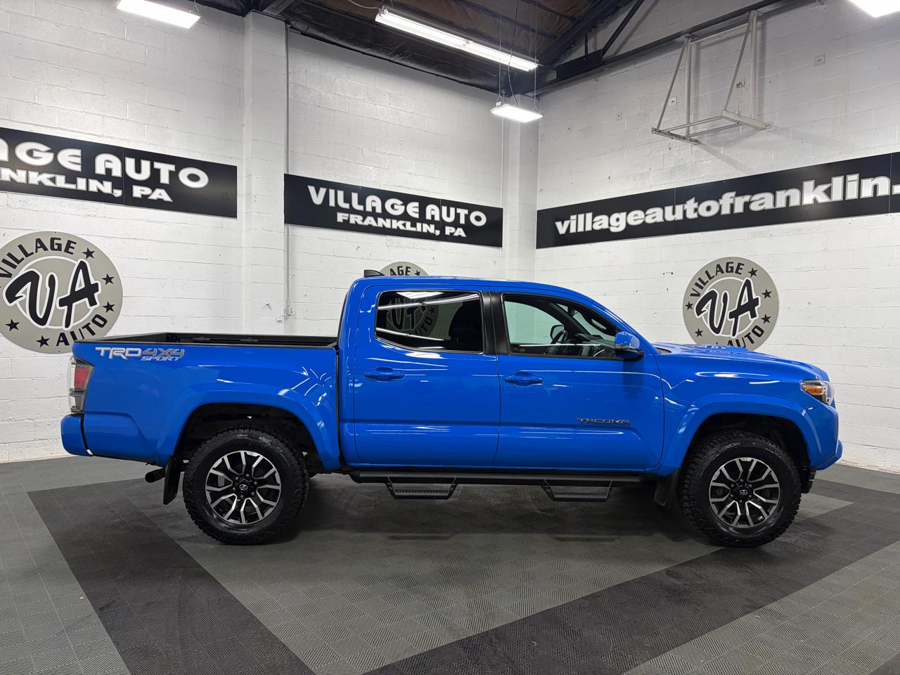 Toyota Tacoma 4WD Double Cab V6 AT TRD Sport (Natl) 2021