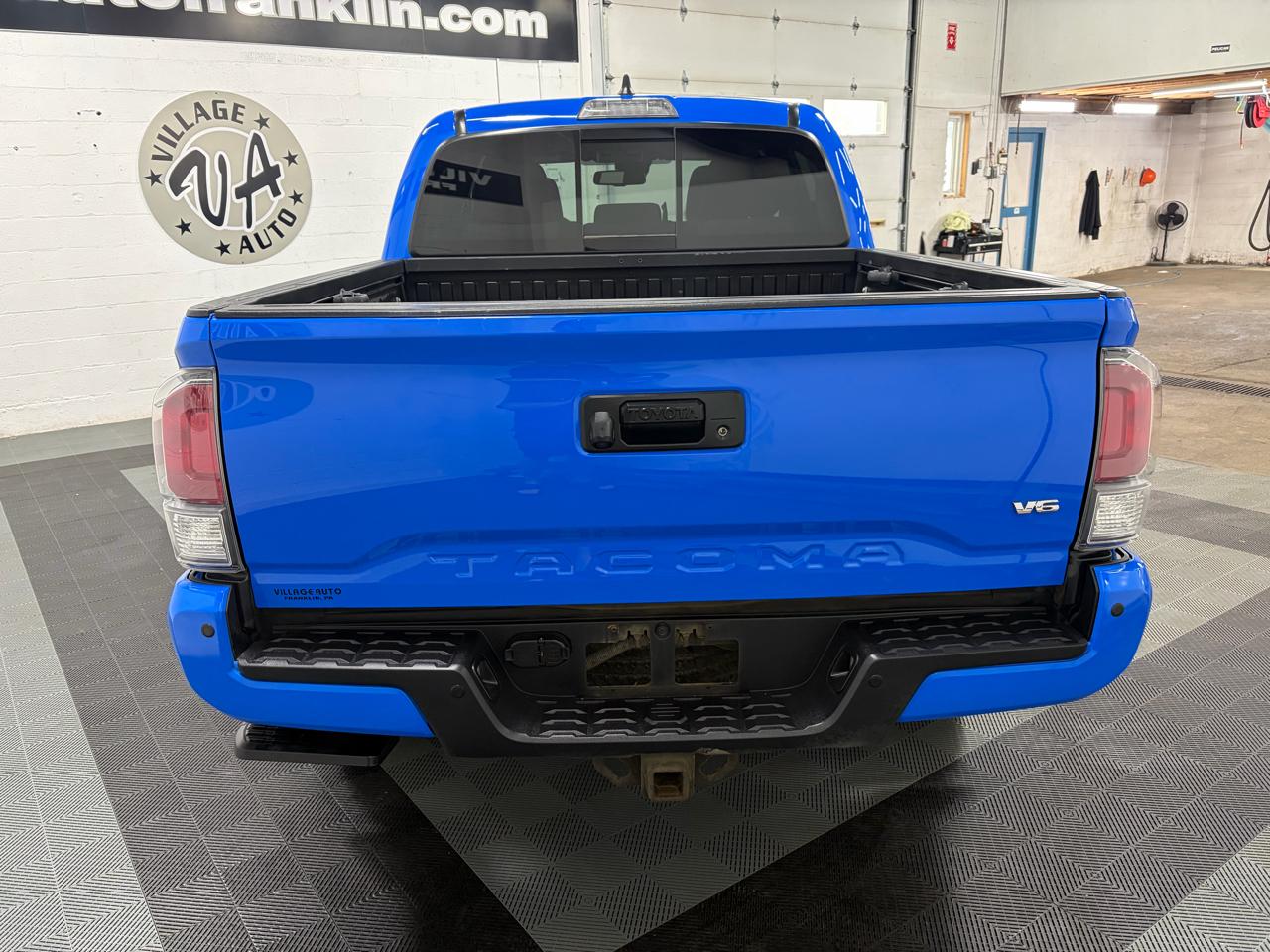 Toyota Tacoma 4WD Double Cab V6 AT TRD Sport (Natl) 2021