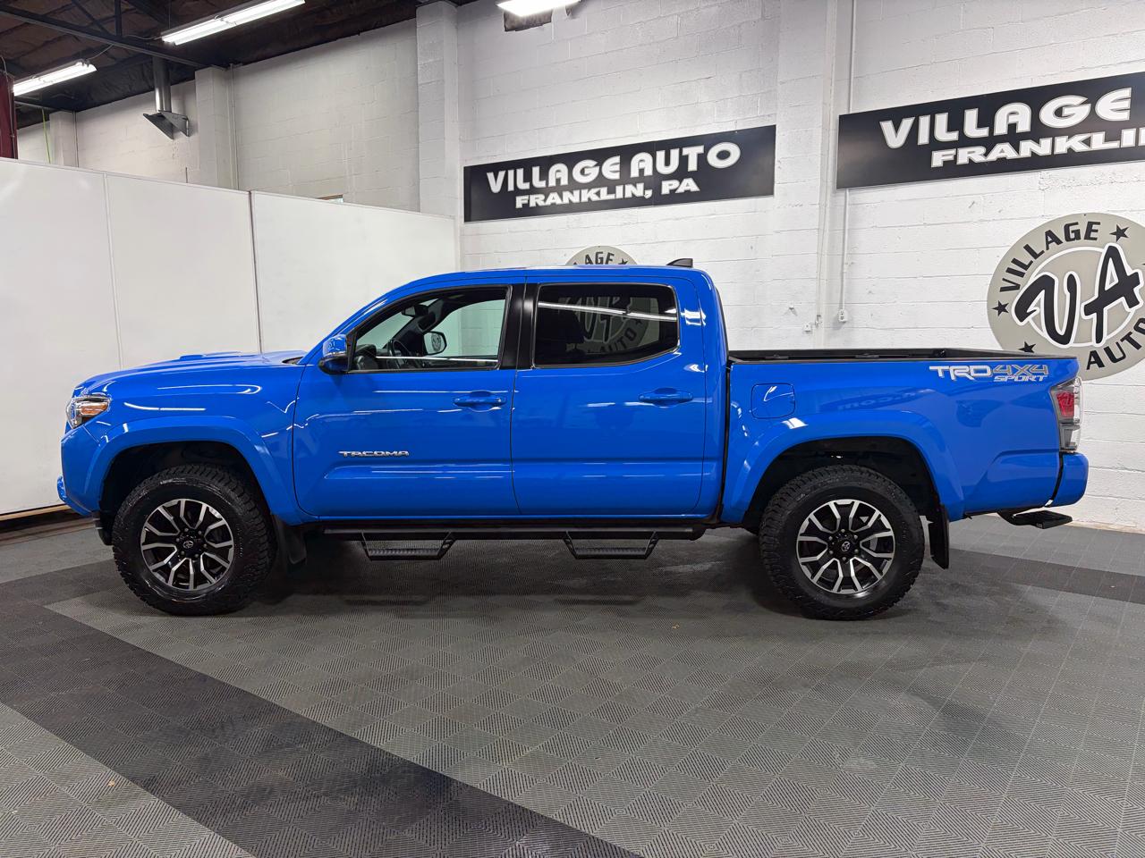 Toyota Tacoma 4WD Double Cab V6 AT TRD Sport (Natl) 2021