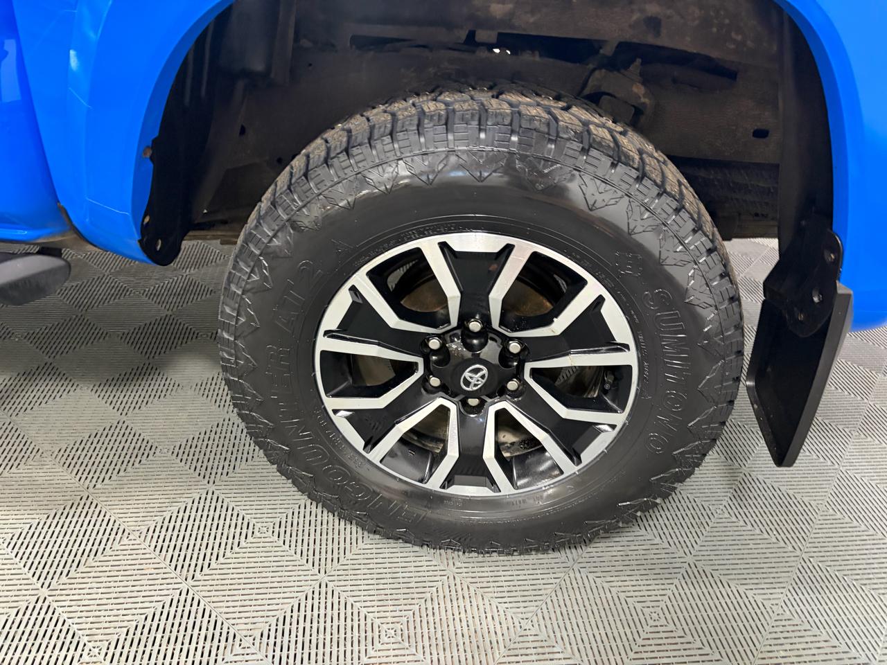 Toyota Tacoma 4WD Double Cab V6 AT TRD Sport (Natl) 2021