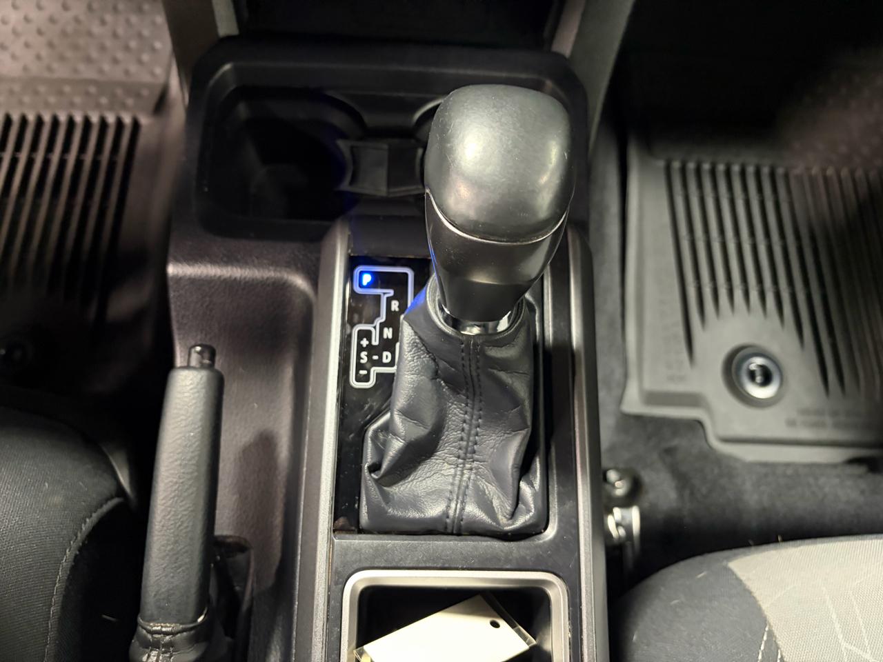 Toyota Tacoma 4WD Double Cab V6 AT TRD Sport (Natl) 2021