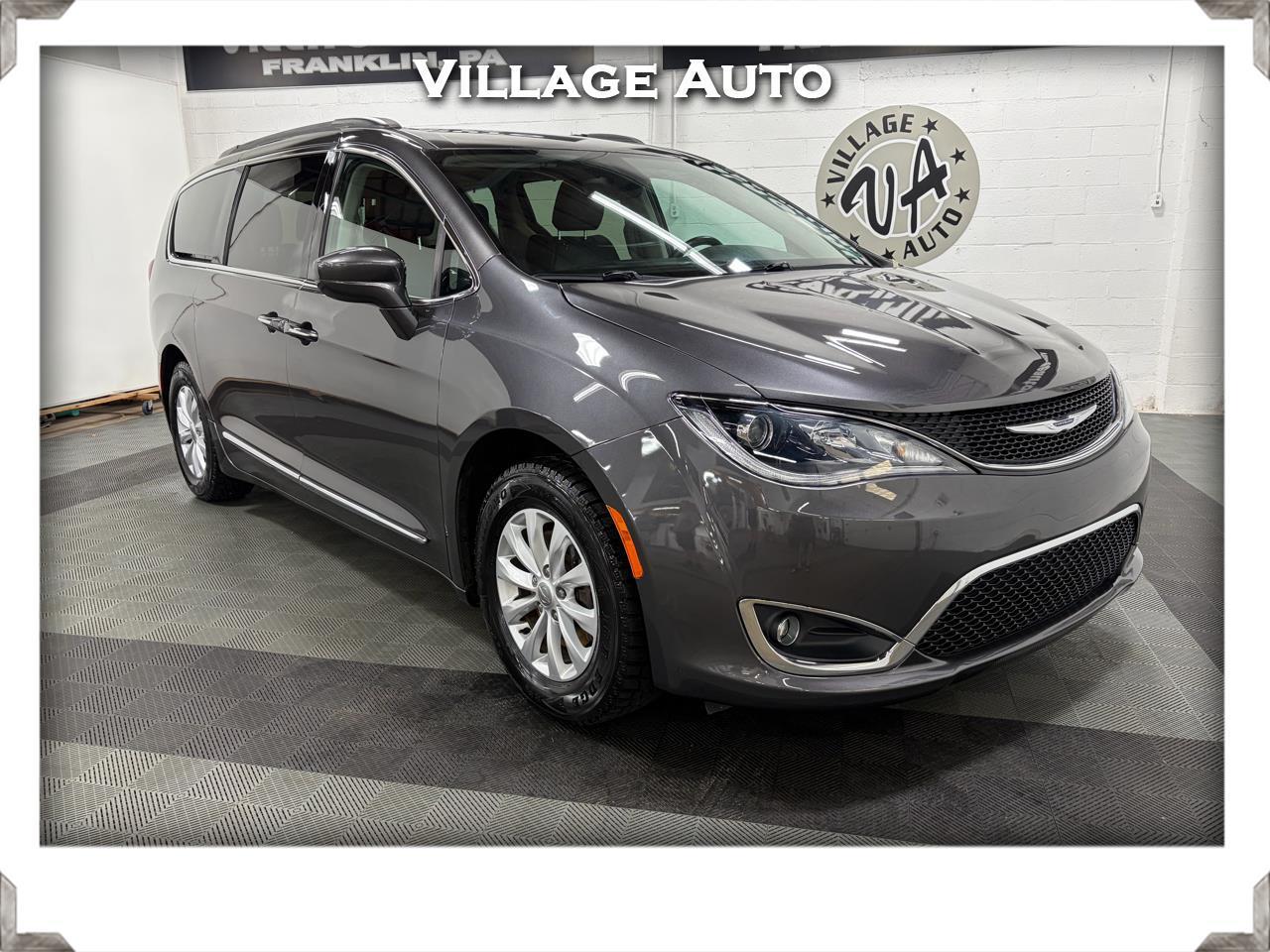 Chrysler Pacifica Touring-L 2017