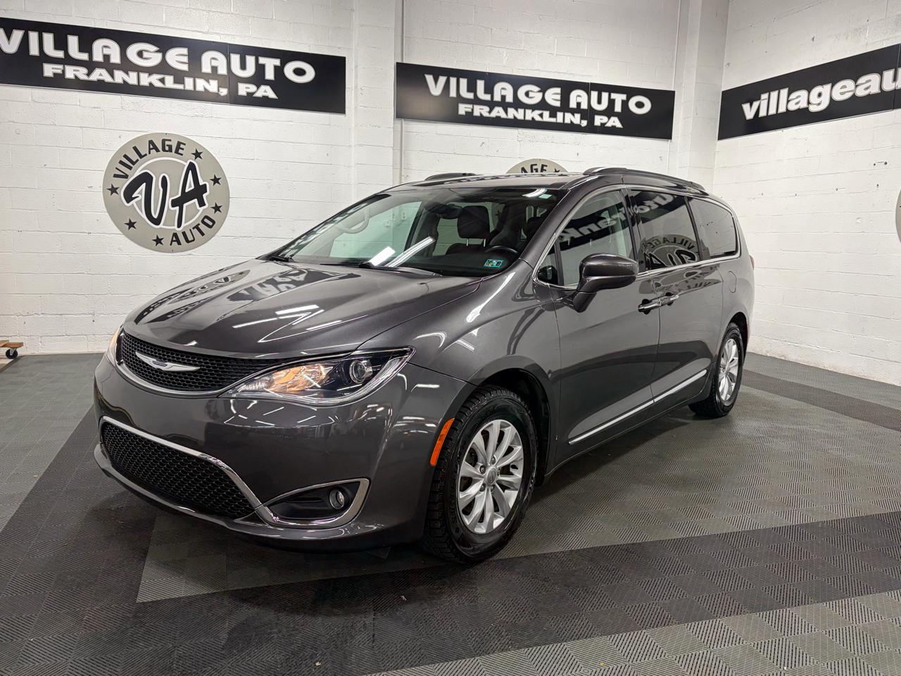 Chrysler Pacifica Touring-L 2017