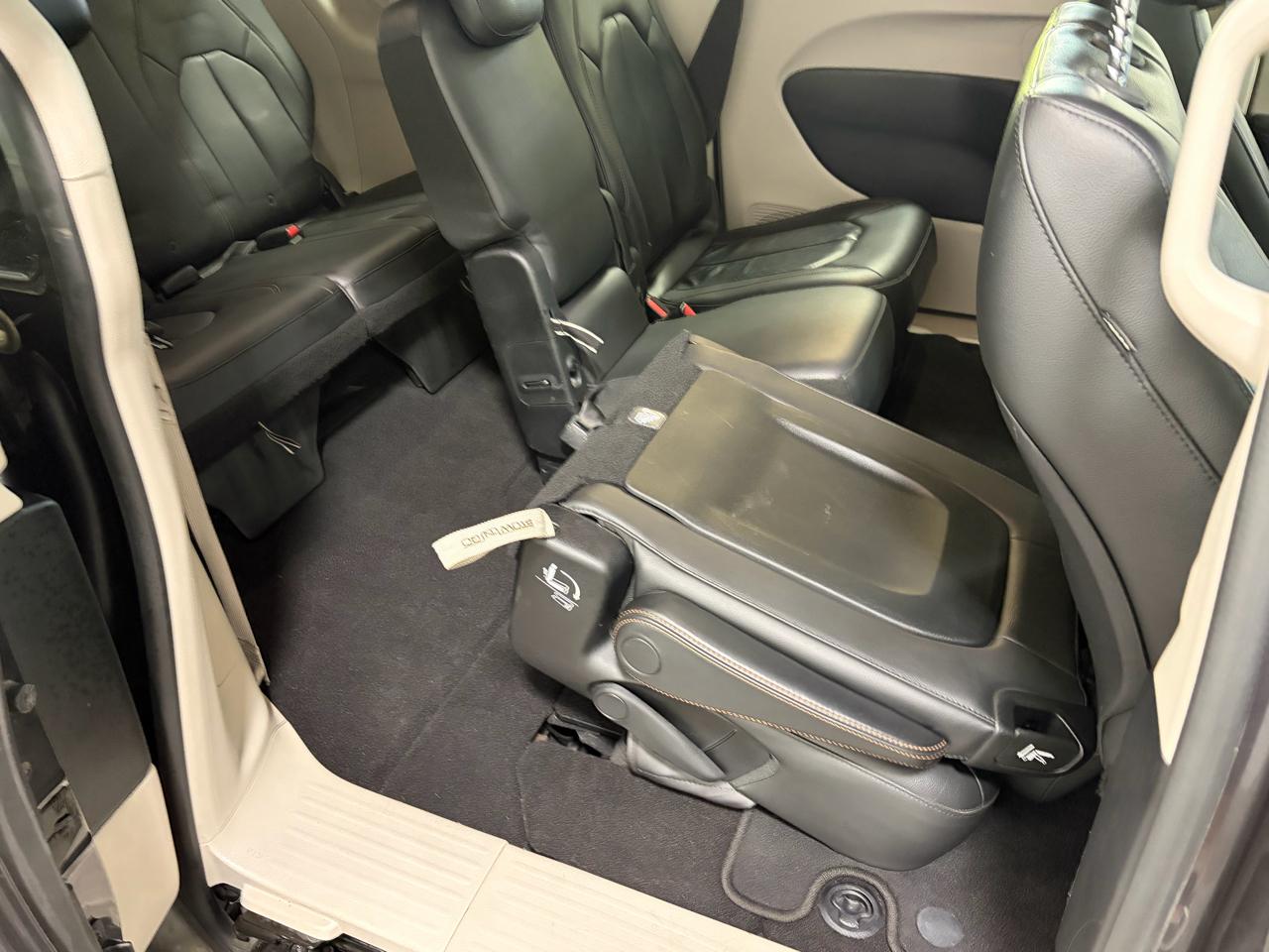 Chrysler Pacifica Touring-L 2017