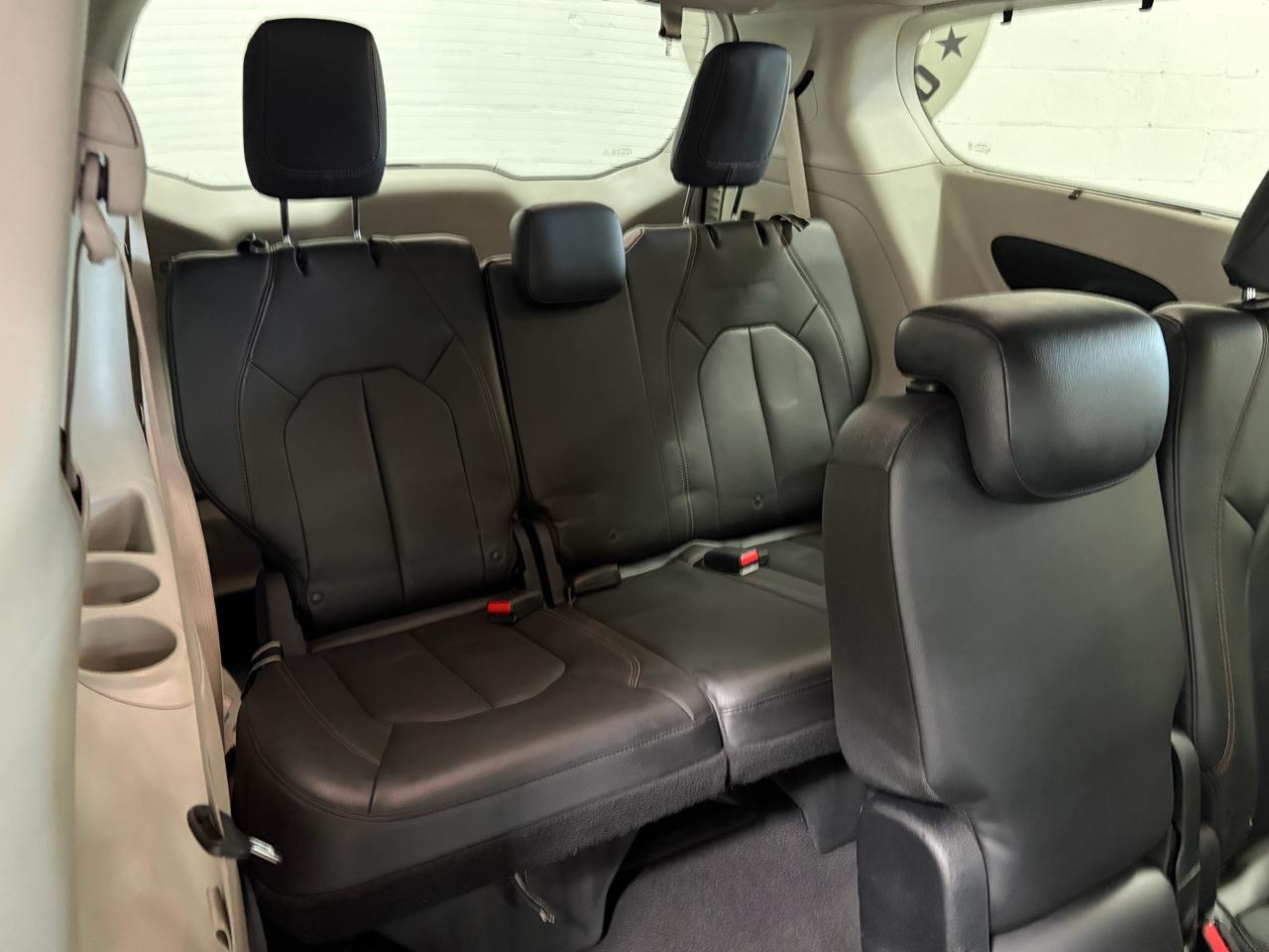 Chrysler Pacifica Touring-L 2017