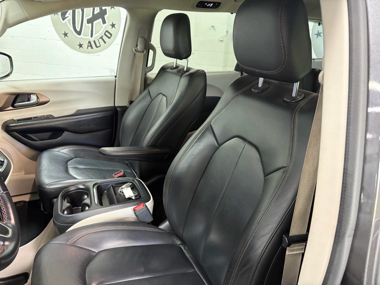Chrysler Pacifica Touring-L 2017