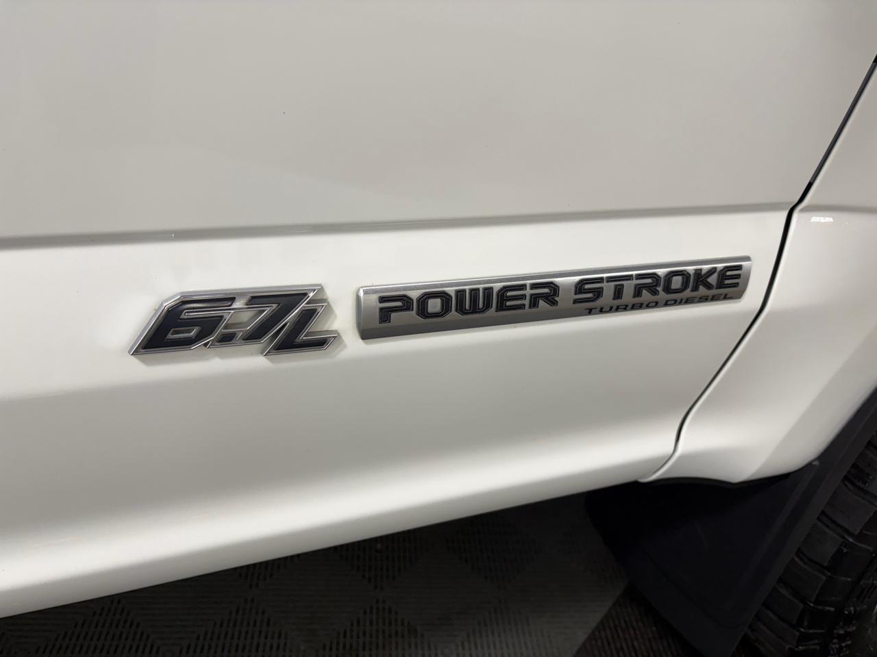 Ford F-250 SD XL Crew Cab 4WD 2021