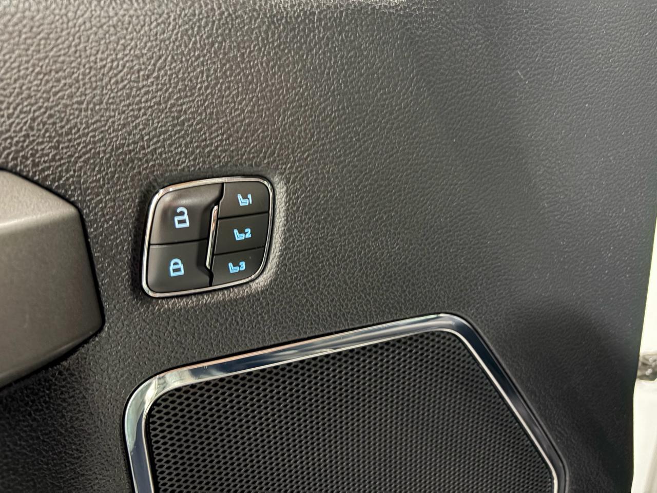 Ford F-250 SD XL Crew Cab 4WD 2021