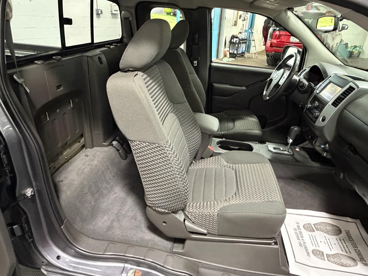 Nissan Frontier King Cab 4x4 SV 2021