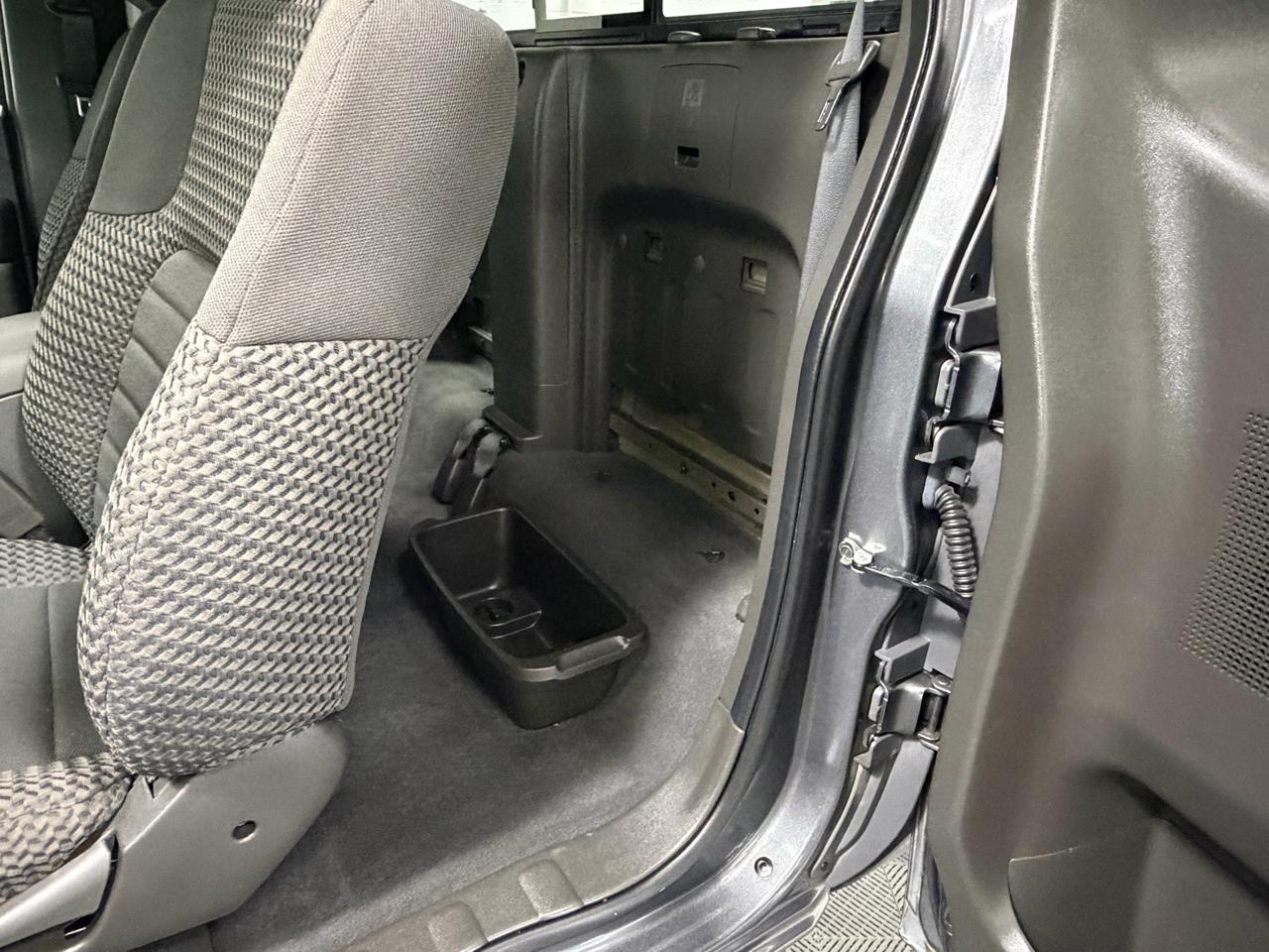 Nissan Frontier King Cab 4x4 SV 2021