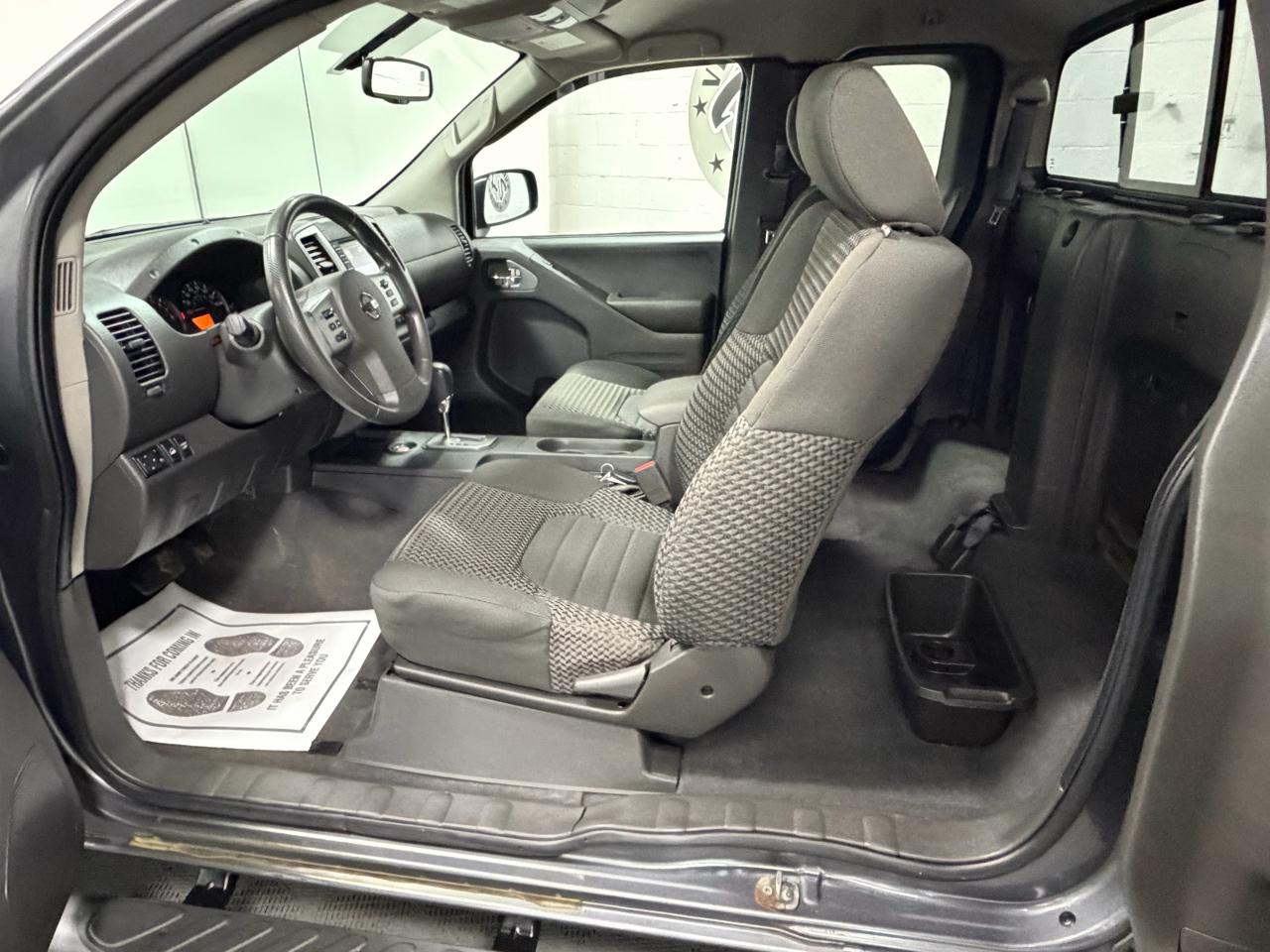 Nissan Frontier King Cab 4x4 SV 2021