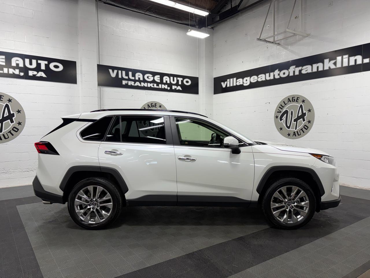 Toyota RAV4 Limited AWD 2019