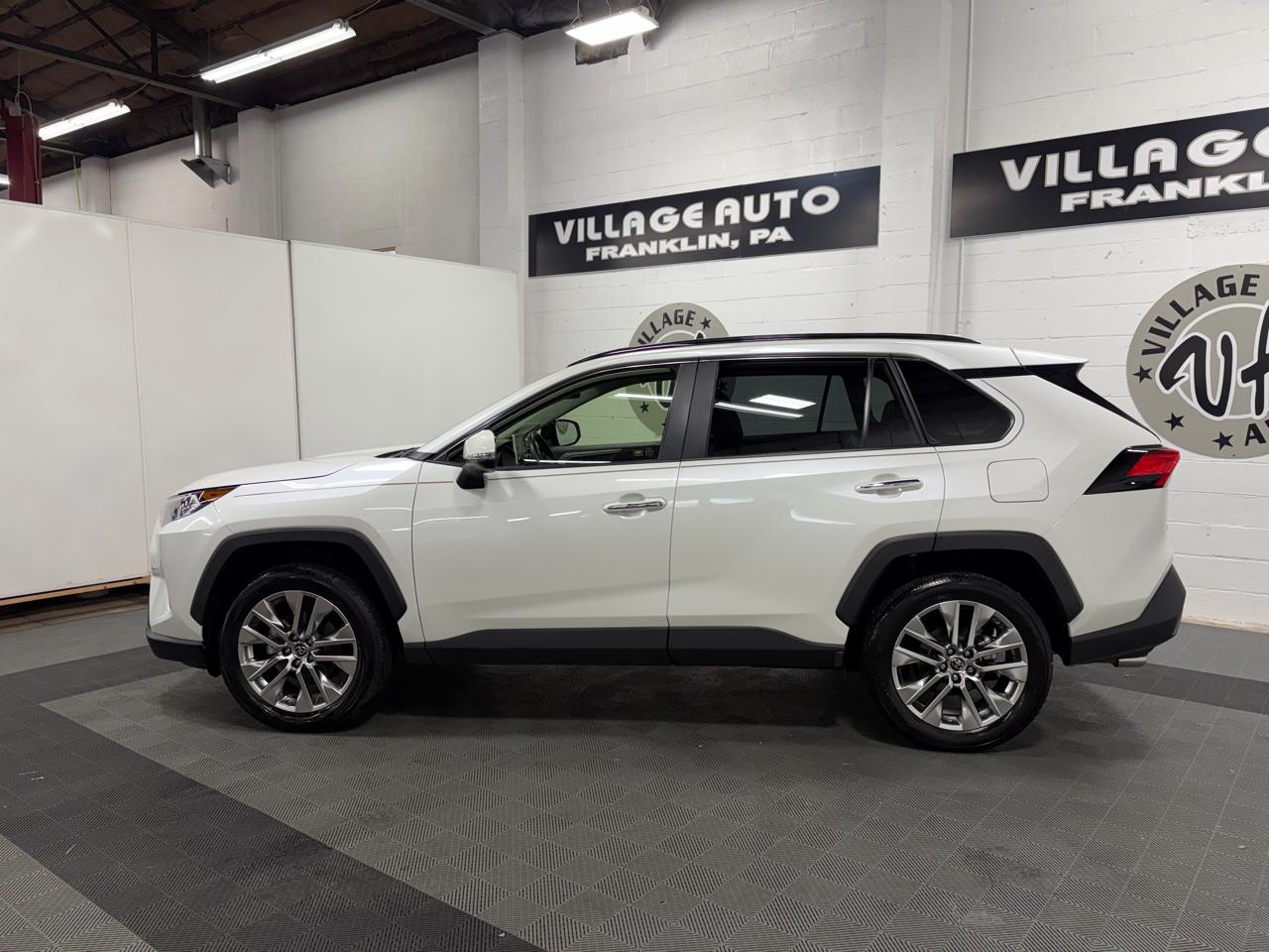 Toyota RAV4 Limited AWD 2019