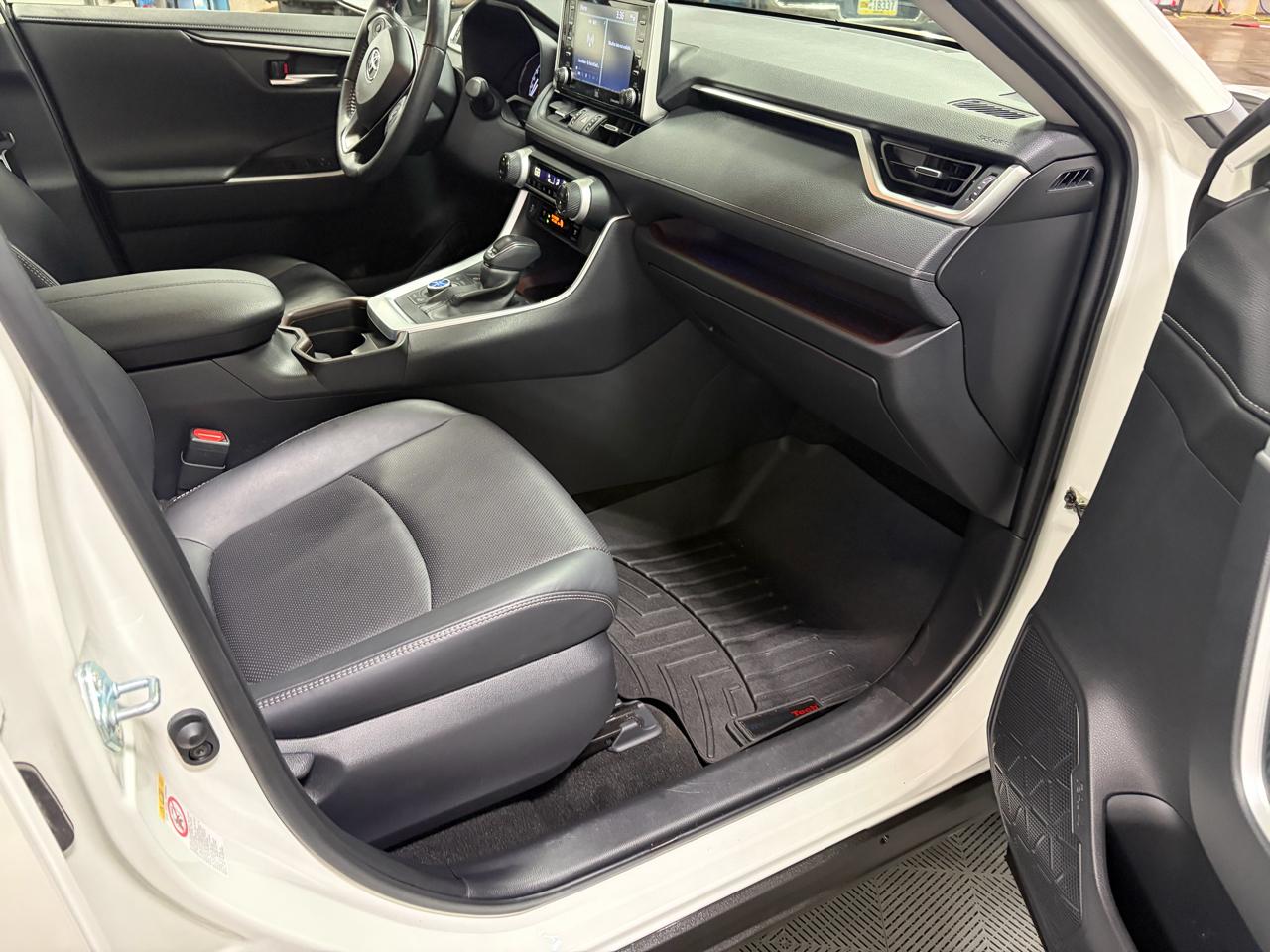 Toyota RAV4 Limited AWD 2019