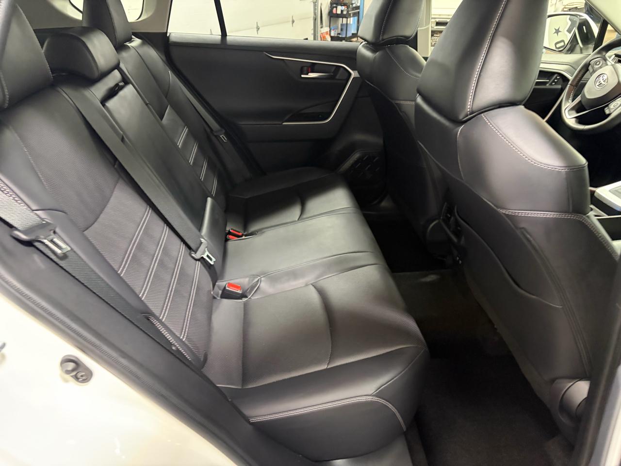Toyota RAV4 Limited AWD 2019