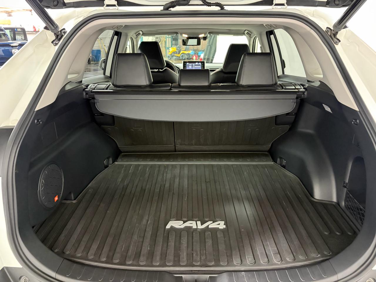 Toyota RAV4 Limited AWD 2019