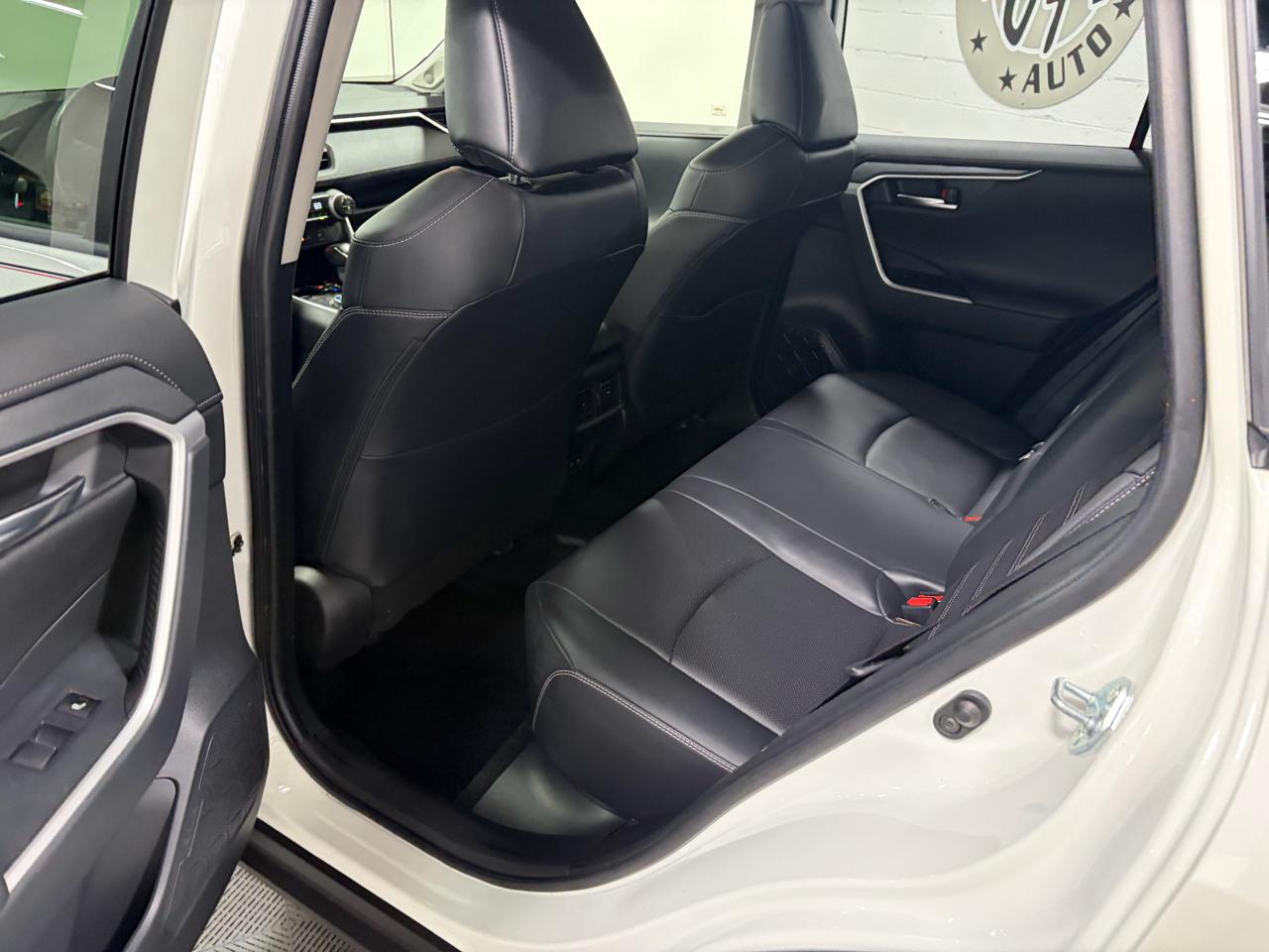 Toyota RAV4 Limited AWD 2019