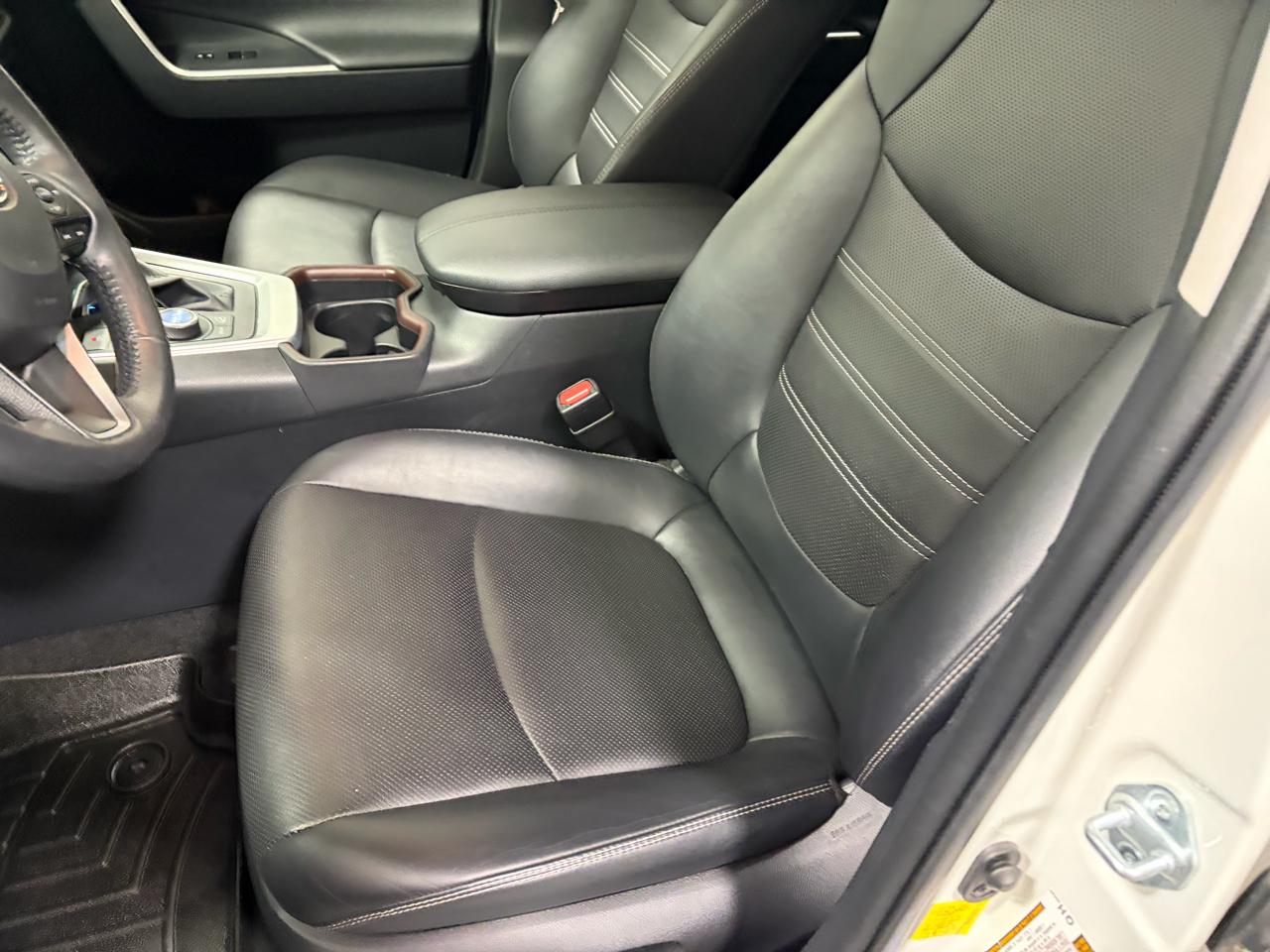 Toyota RAV4 Limited AWD 2019