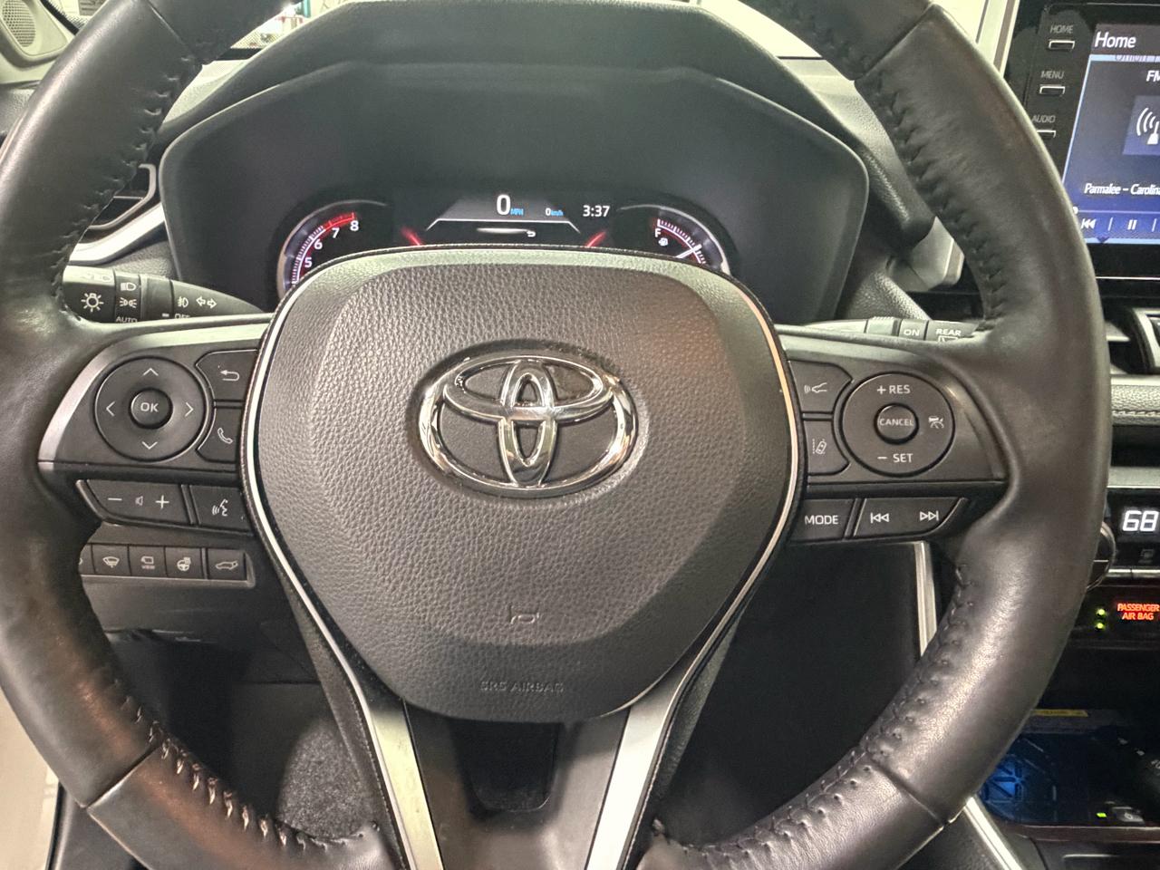 Toyota RAV4 Limited AWD 2019