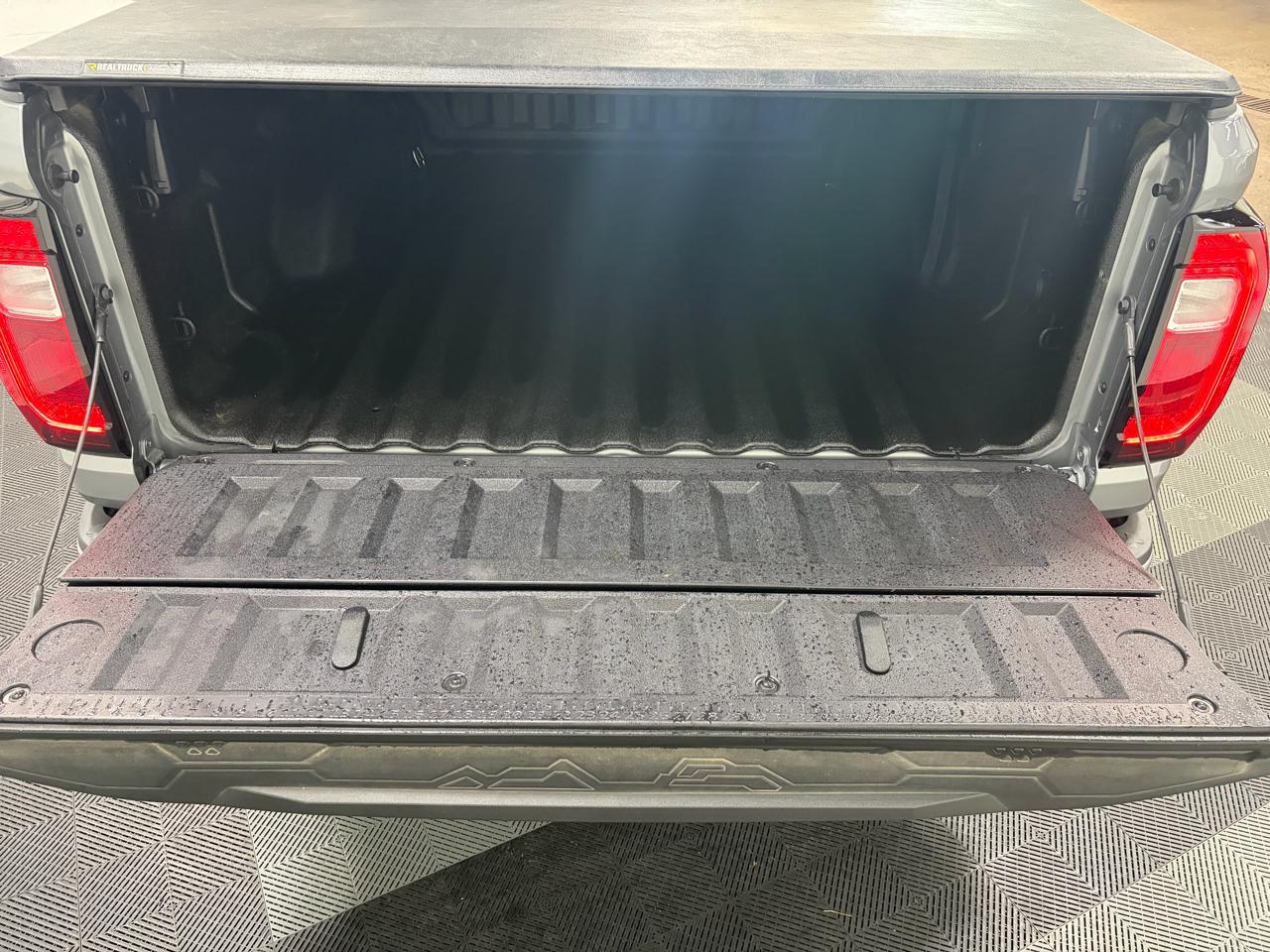 GMC Canyon AT4 Crew Cab 4WD 2025