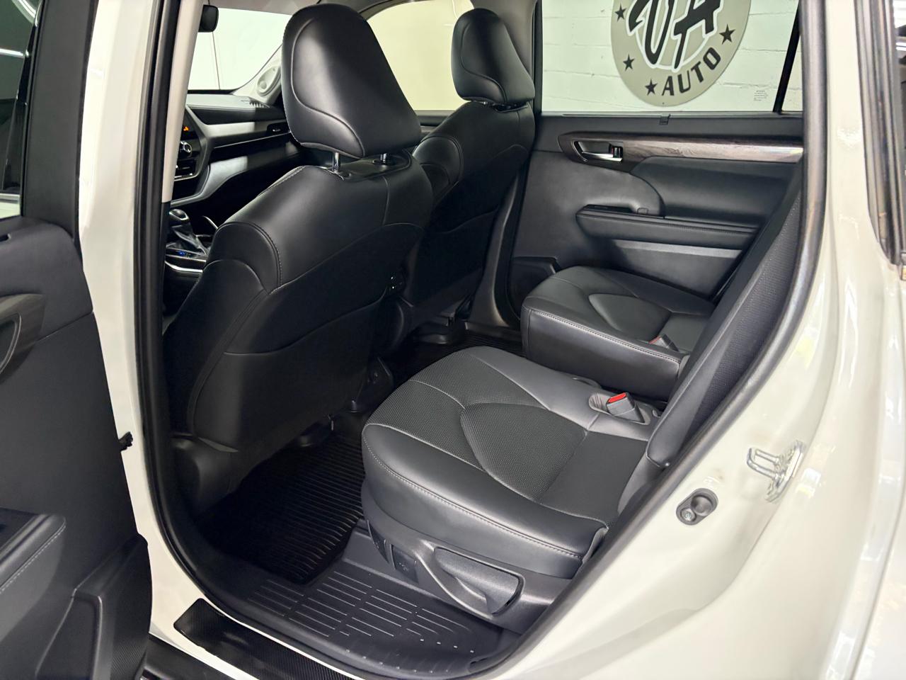 Toyota Highlander Limited AWD V6 2021