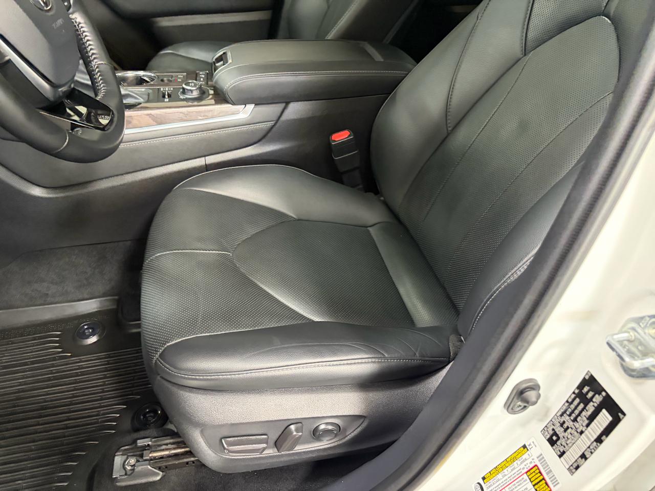 Toyota Highlander Limited AWD V6 2021