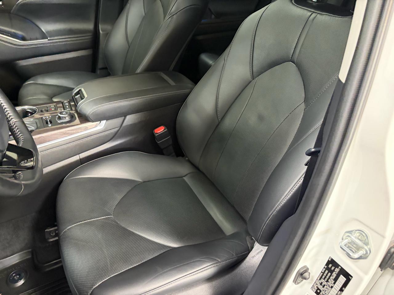 Toyota Highlander Limited AWD V6 2021