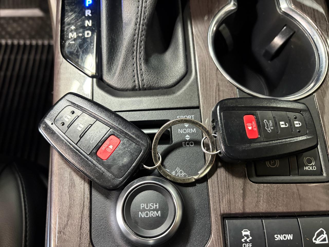 Toyota Highlander Limited AWD V6 2021