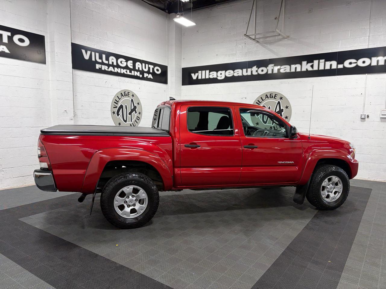 Toyota Tacoma SR5 Double Cab 4WD V6 2015