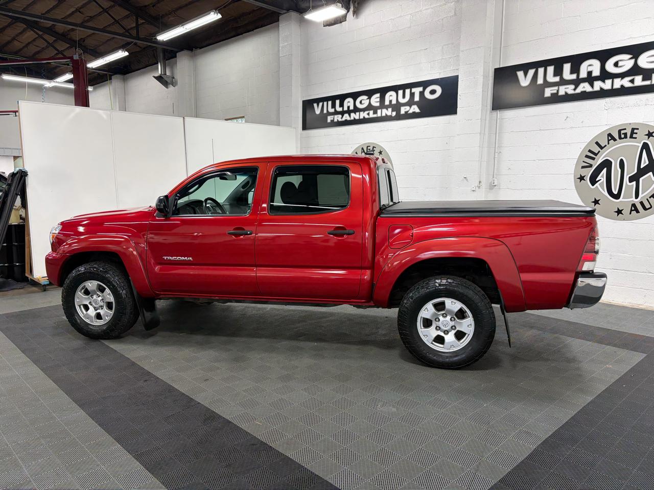 Toyota Tacoma SR5 Double Cab 4WD V6 2015