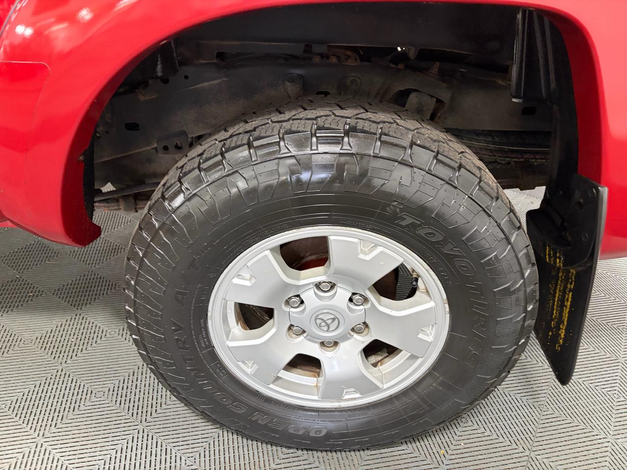 Toyota Tacoma SR5 Double Cab 4WD V6 2015